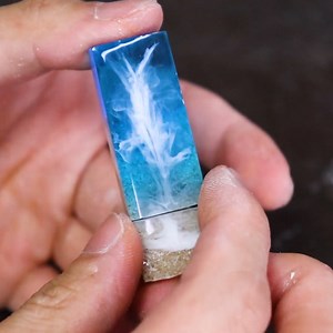 274K views · 291 reactions | DIY Sand and Resin USB Flash Drive Thanks for watching! Please be aware that this video is for entertainment purposes only and techniques shown should not be attempted at home! | Crafty Panda | Facebook