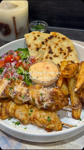 431K views · 31K reactions | Bang Bang Parmesan Skewers Each bowl is 642 calories The full method & description will be added to my meal plan platform. There are already over 600 guides & 70 meal plans & shopping lists all available for you to choose from! The link for the meal plans can be found in my bio 﫶 #bangbangchicken #chickenskewers #chickenrecipe #easyrecipe #weeknightdinner #quickdinnerideas #caloriecounting #weightlossjouney | Kimberlys Journey | Facebook