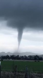 Tornado spotted today in Hastings! Metservice had issued a Moderate risk of thunderstorms for the region today and Steve reckons the ingredients were there for a tornado. Incredible video sent in by Kelli Culver, thanks for sharing! Not for media use, content available for licensing - Brendan NZ Stormchasers | NZ Stormchasers