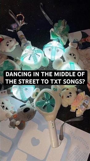 Kpop Fans Dancing Together at TXT Concert 💙 MOA Energy is Unreal! #shorts #txt #kpop