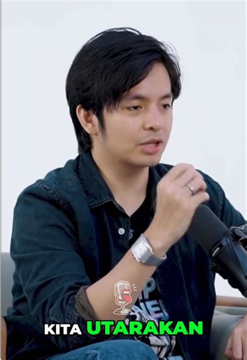 Silent treatment? Nggak, harus diungkapin! Lihat cara Angga Yunanda upgrade diri biar bisa utarakan emosi dengan kepala dingin! Source: Youtube Oppal_ID #reels #fyp #insta #videoshorts #SelfImprovement