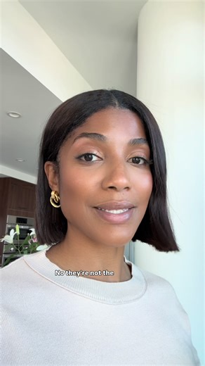 Do you know the difference between a pelvic and a pap smear? Nope, they are not the same. And just a reminder, Regular screening with pap smears and HPV testing can help with early detection of abnormal cells to prevent cervical cancer or treat it effectively. Save and share with someone you care about 💕 #health #cervicalcancerawareness #papsmear #wellnesstips