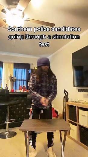 Wormmy | 👮🏻‍♂️: Too many of them gawd damnit!!! #reels #comedy #darkhumor #ayeyooworm #explore | Instagram