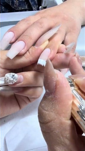 Quick & Easy French Manicure Tutorial: DIY at Home