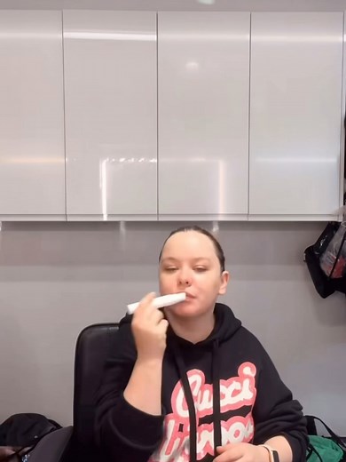 This author cannot help but notice Miss Penelope using the NuFACE award-winning Trinity device to sculpt the face, followed by the FIX device to create more voluminous looking lips✨ Shop the Bridgerton star’s favorites now on NuFACE.com | NuFACE