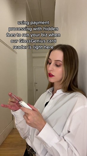 Streamline Payments with GlossGenius Card Reader