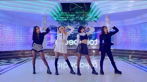 BLACKPINK《Pretty Savage》舞台镜像版