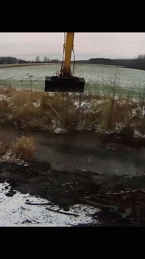 He’s Not Just Breaking the Dam – He’s Making History! 🌊 #beaverdamremoval | Beaver Dam Removal