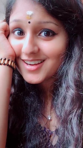 Minni Minni...🙈❤️🥰 #naadangirl #malayalamsong #malayalamtiktok #tiktokkerala #june #junemovie