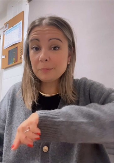 ‼️Vale, aviso público: el martes arranco un reto de 10 días. Es para las que se han dejado en verano otoño, las que están hinchadas, las que no desayunan bien y las que quieren probar mi método sin casarse. Si quieres entrar, coméntame un 💚 o ven a mi insta. #tiktok #glowandgrow ##moda##tendencia##zara##haul##reto##perdidadepeso #perderpeso #desinflamar #reto10dias #cambiosreales #mujeres #mujeresreales #mama