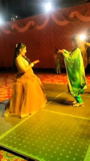 Indian Bride Dance Performance | Wedding Vibes ✨#cocktail #dehradun #weddingceremony