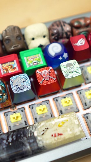 Zomoplus One Piece Keycaps. #zomoplus #keycaps #keyboard #mechanicalkeyboard #customkeyboard #artisan #tech #techtok