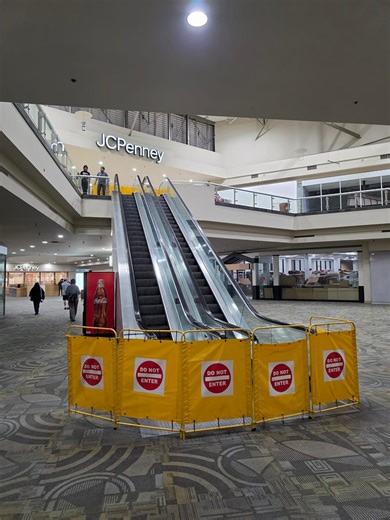 Exploring the abandoned Westminster mall in California. | Exploring with Josh