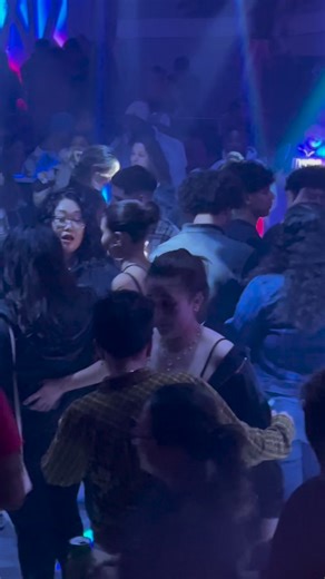 26K views · 229 reactions | Todos los sábados son calientes el party #1 de los sábados chicas entran gratis antes de las 11pm | Coco Loco | Facebook