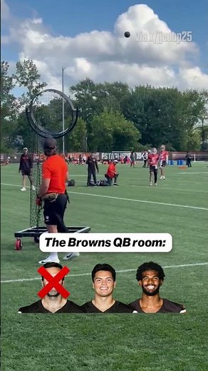 Cleveland’s QB Situation Be Like… 😂🏈