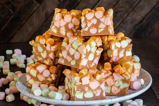 Peanut Butter Marshmallow Squares {Butterscotch Confetti}