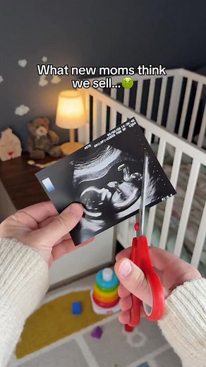 35K views · 3K reactions | Perfect Christmas gift for new moms 凉❤️ More info in our profile #pregnant #pregnancy #ultrasound #memories #christmasgifts | Memory Sphere | Facebook