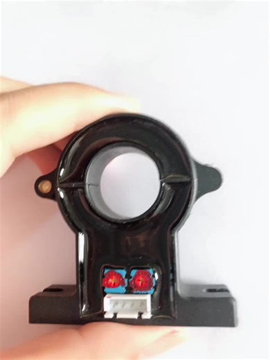 hall effect current sensor 100A-500A AC or DC current