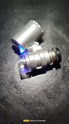 Ultimate hand microscope with up to 200 zoom.