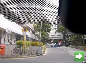 [ NON SG ] Always look out for traffic before crossing, no matter how many lanes. Use our maps to know more about Singapore at www.streetdirectory.com | streetdirectory.com