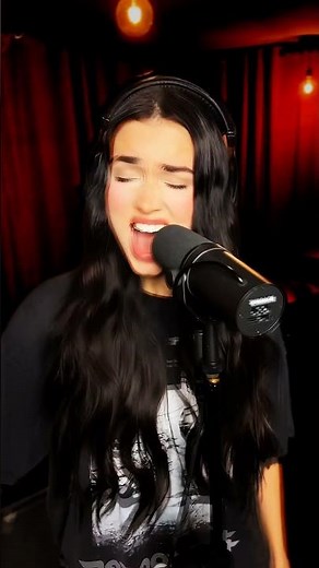 "Pure energy " 💥 #shortsfeed #shortvideo #showmustgoon #dariazaritskaya