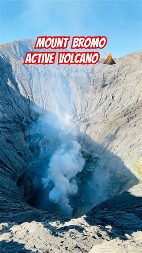 Mount Bromo, East Java, Indonesia, a active volcano #ytshorts #volcano #science #eruption #dropzone