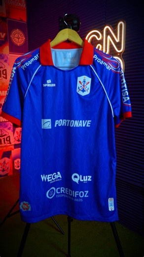Clube Náutico Marcílio Dias on Instagram: "Camisa de jogo! 👕🔴🔵⚓ A camisa 03 - Sodegaura - é a escolhida para enfrentar o Carlos Renaux, logo mais, às 20h, no Gigantão das Avenidas. A camisa é uma homenagem à cidade japonesa de Sodegaura, co-irmã de Itajaí, e à comunidade nipônica da região. Obrigado a todos os patrocinadores que estampam o nosso manto: Allog, Portonave, Ailos Credifoz, Lotisa, G.Laffitte, Pedroni Pneus, JBS Terminais, Wega Motors, QLuz Itajaí e Proamar"