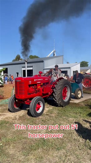 8.4K views · 196 reactions | W6 international #fyp #tractor #foryou #tractorsoftiktok #foryoupage #farmer #farmtok #farmlife #antique #antiquetractortok | Nellie Bellamy | Facebook