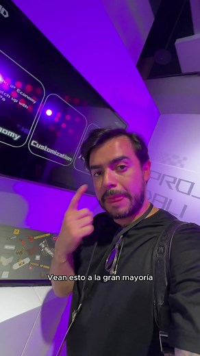 Personaliza tu computadora con ASUS y stickers