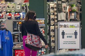 66K views · 383 reactions | Infectious disease expert Michael Osterholm says wearing masks is important to mitigate the spread of Covid-19, but "it's the distancing that is still very, very critical." "It's all about distancing. That's what actually drove down the numbers last spring." | CNN Replay | Facebook