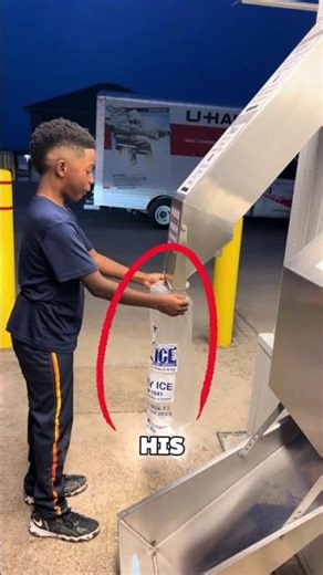 He Didn’t See This Ice Machine Prank Coming 😭🧊 #short