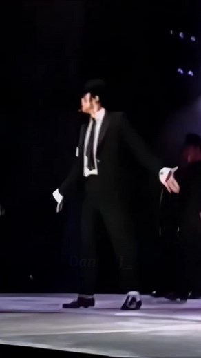Michael Jackson Live Performance in Bucharest 1996