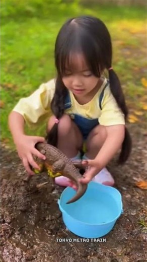 Clean toys, mini toys Train setup building, tracks, bridges, playful rail missions #TokyoMetroTrain