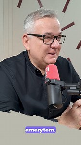 RMF Classic świętuje dzisiaj swoje 21. urodziny 🥳 Artur był pierwszym gościem programu specjalnego, opowiadał m.in. o swoich filmowych fascynacjach 😊 A NieDoMówienia wracają za tydzień w niedzielę od godz. 10 📻 | Artur Andrus