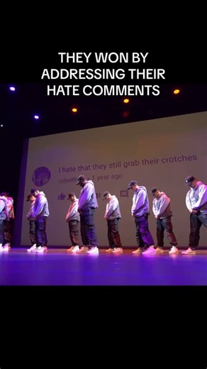 Follow us for more dance videos💃🏻 . . . . #dance #dancer #hiphop #r3done #royalfamily #royalfamilydancecrew #royalfamilydance #dancers #dancing #dancelife #kylehanagami #blackpink #music #song #bellydance #salsa #tango #flamengo #tapdance #samba #georgiandance #ballet #jazzdance #irishdance #hiphopdance #types #reggaeton #explorar #explore | R3D GROUP