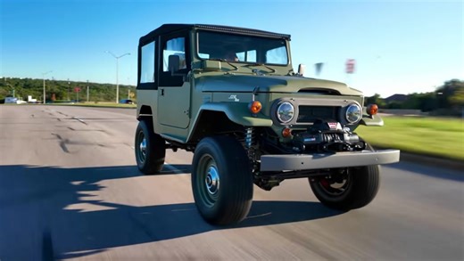 Custom built by ICON this 1963 Toyota FJ40 Old School is a rare find. Almost $300k to build and this one is for sale at $190k only at Elite Motorsports in Austin Texas #icon4x4 #iconfj #fj40 #icon 512-452-9068
