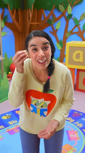 Engaging Preschool Lessons with Ms. Appleberry | ASL, Visuals, Sounds