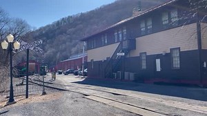 A glance at Reading Blue Mountain & Northern RR, one of few privately held rail concerns in the eastern US. Port Clinton PA | Photos of Lehigh Valley