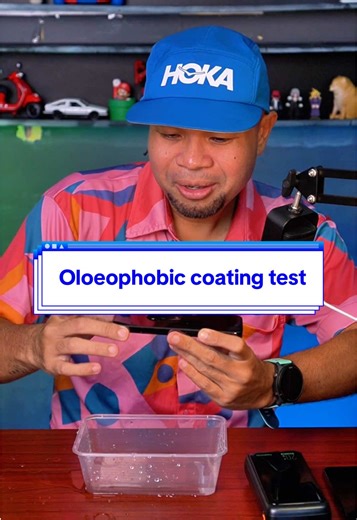 Testing Oleophobic Coating Effectiveness on iPhones