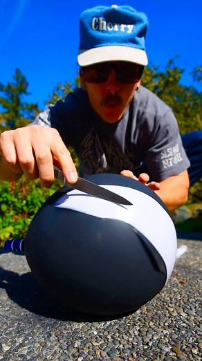 David Beck on Instagram: "CORPSE BRIDE ASMR! 🧟‍♀️👰 . . . . . . . . . .#satisfying #satisfy #trending #trend #viral #asmr #asmrvideo #asmrsounds #asmreating #relaxing #relax #fun #balloons #balloon #pnw #pnwonderland #creative #tiktok #create"