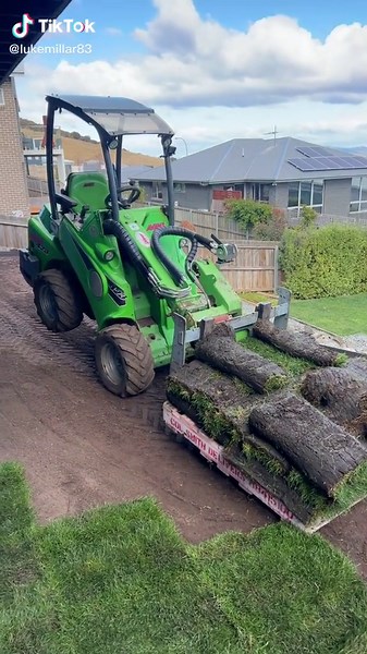 Avant 423 Loader: Impressive Lifting Capacity