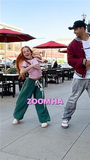 MINI LINDSEY LOHAN asks to dance with me and this happened 🤯