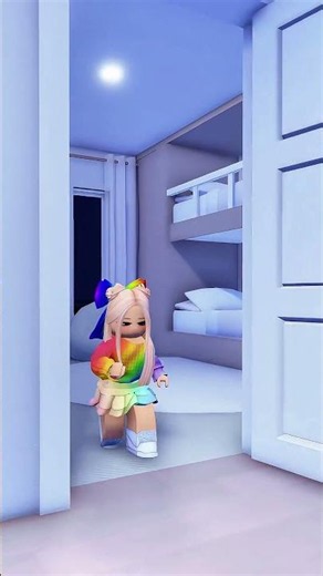 Min bästa vän beter sig väldigt konstigt! 😨💔 #roblox