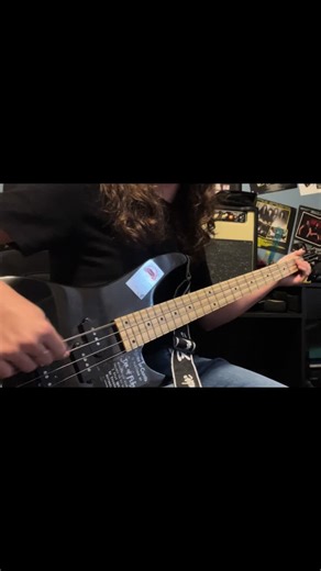 Enter Sandman Bass Cover by Metallica Enthusiasts