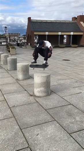 Spectacular skateboarding from Brian Reid✨ | Thrasher Magazine