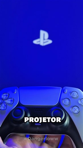 Coloquei o PlayStation 5 no projetor gamer 😱