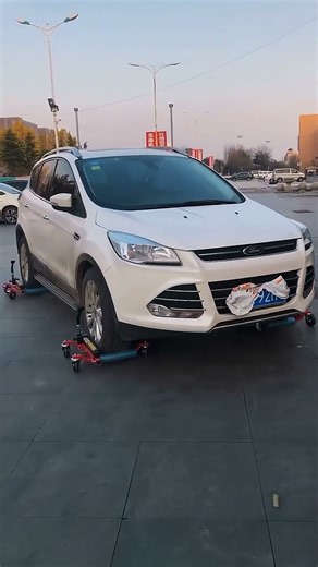 Mechanical Wheel Dolly Jack for Easy Car Maneuvering