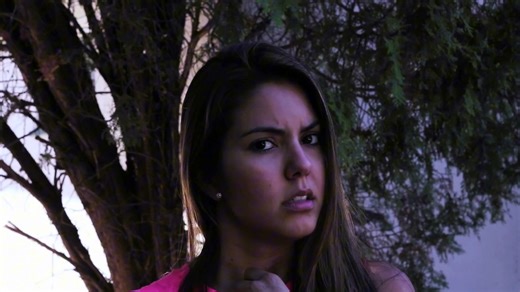 男子和长发美女交换身体2