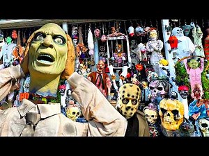 This Is The World’s Largest Halloween Animatronic Collection
