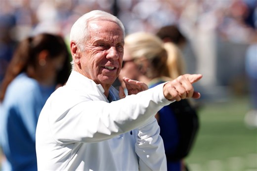 Roy Williams sends blunt message when asked about Hubert Davis